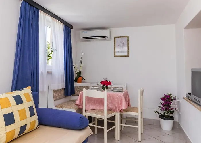 Apartamento Kostro-2 By Interhome